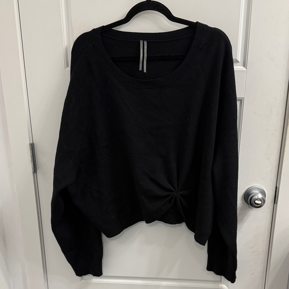 Anthropologie Size 3X Black Front Knotted‎ Sweater